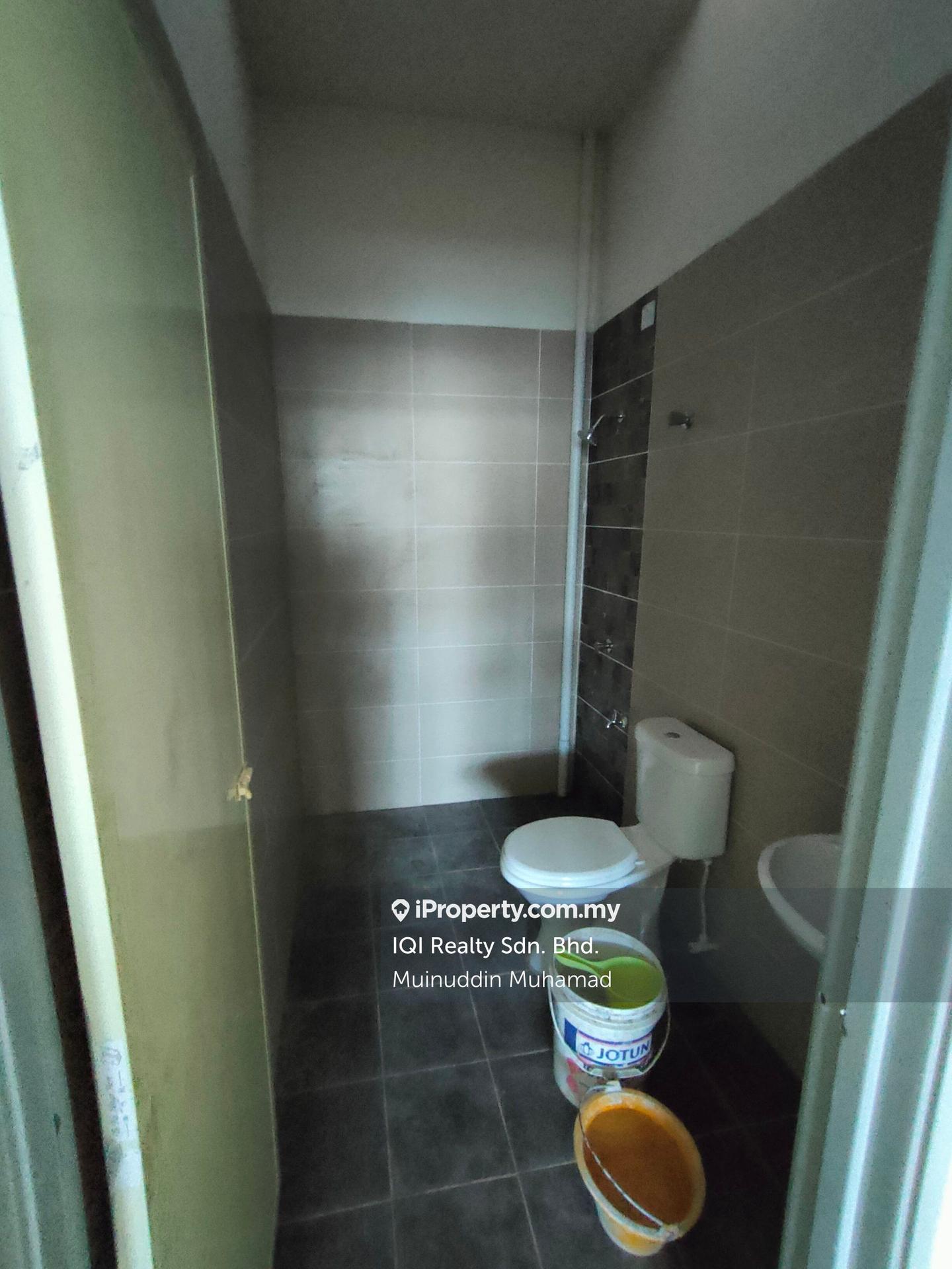 Semi-Detached House for Sale in Taman Sri Bahagia, Teluk Intan by Muinuddin Muhamad - iProperty.com.my