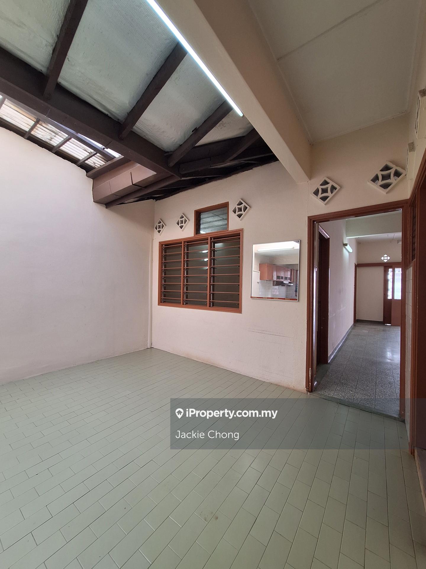 2-storey Terraced House for Sale in Happy Garden, Kuchai Lama by Jackie Chong - iProperty.com.my