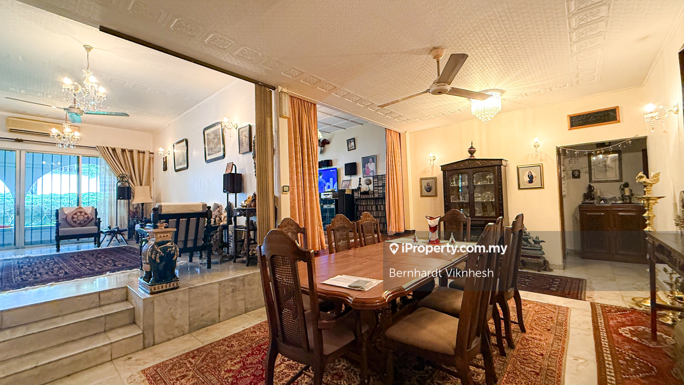 Bungalow House for Sale in Seksyen 5, Petaling Jaya by Bernhardt Viknhesh - iProperty.com.my