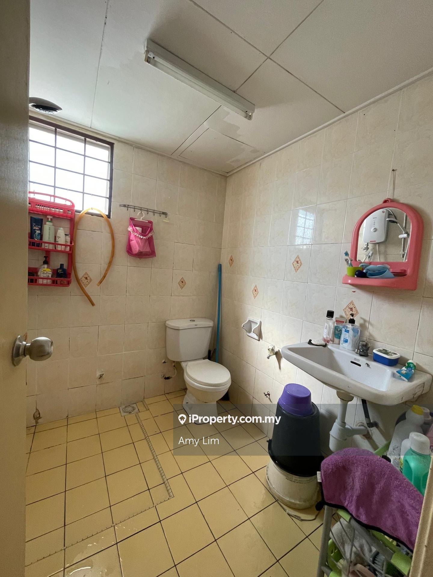 Kondominium untuk Dijual di Casa Puteri Condominium oleh Amy Lim - iProperty.com.my