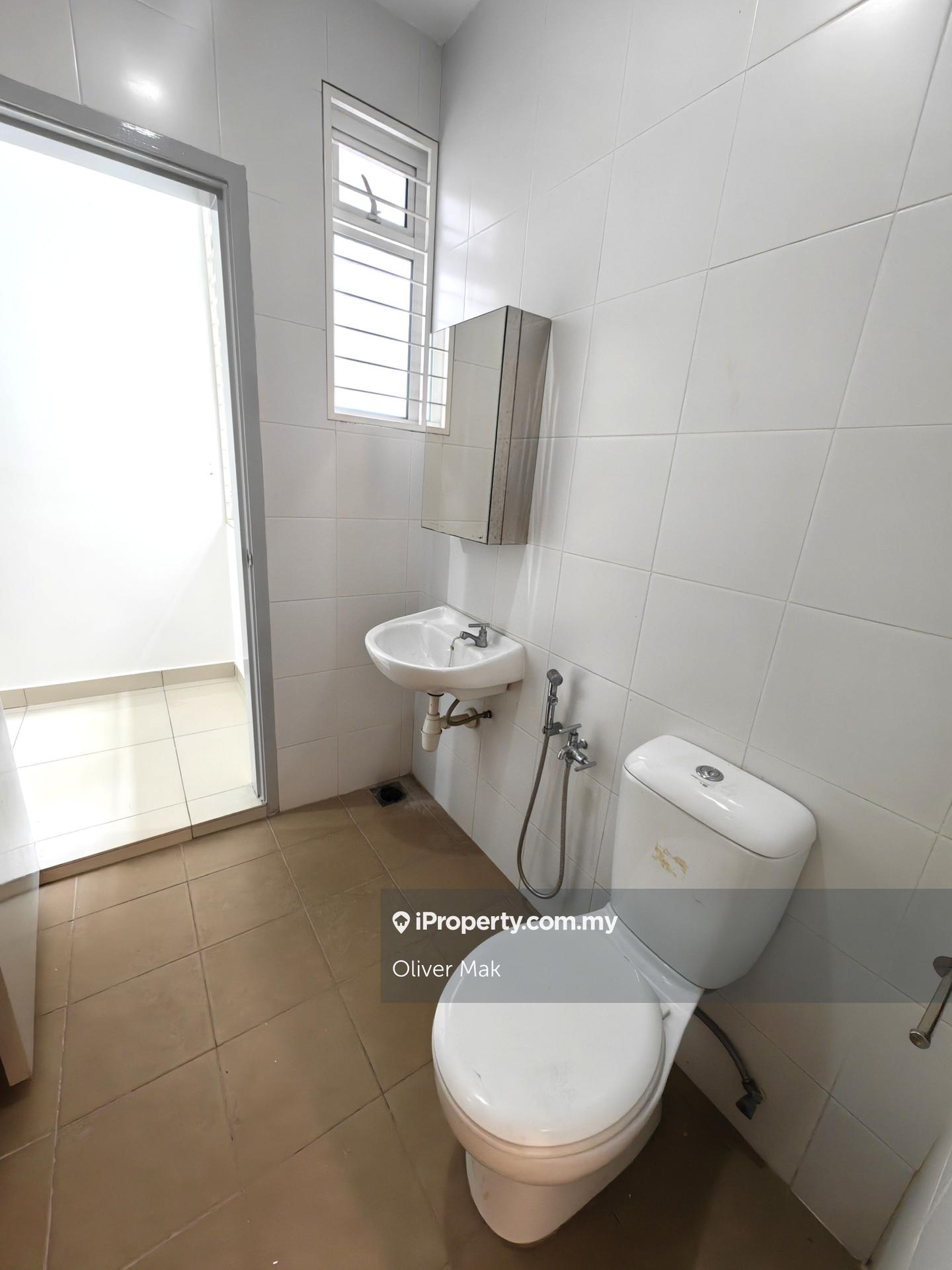 Rumah Berangkai 3 Tingkat untuk Dijual di Seri Jalil, Bukit Jalil oleh Oliver Mak - iProperty.com.my