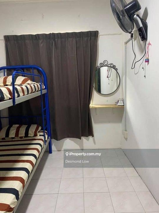 Flat for Rent in Pantai Indah Fasa 1 by Desmond Low - iProperty.com.my