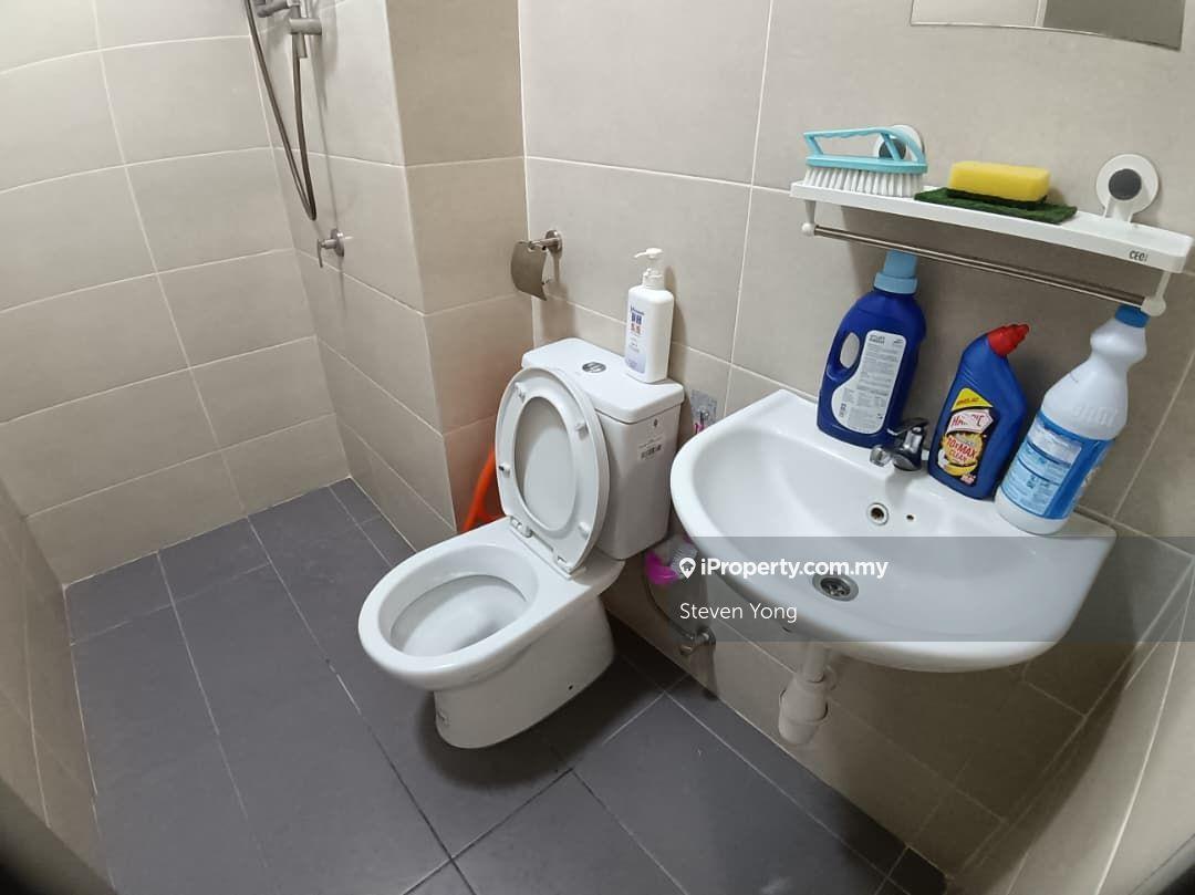 Condominium for Rent in Iris Residence by Steven Yong - iProperty.com.my