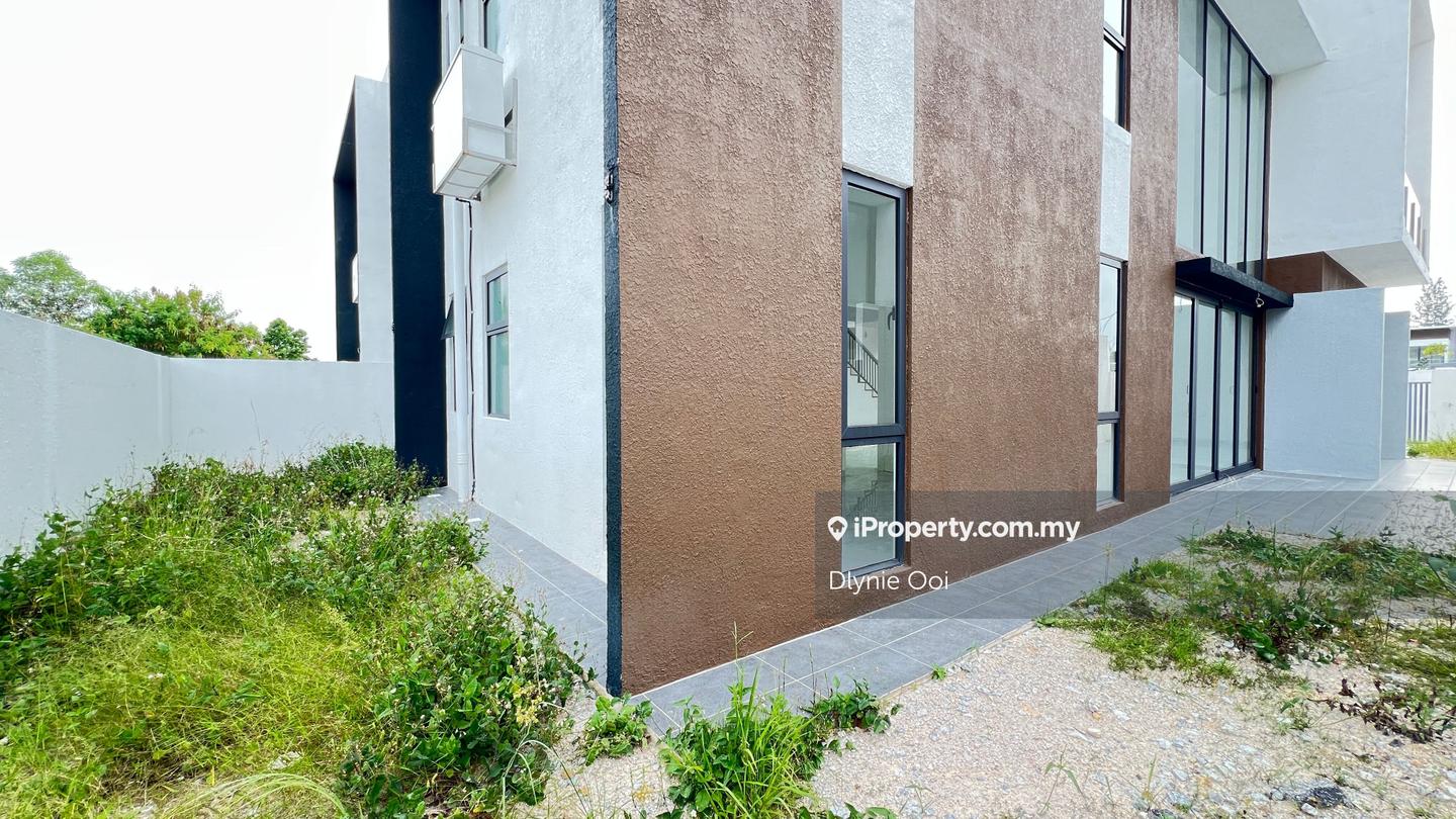 Rumah Berkembar untuk Dijual di TTDI Grove, Kajang oleh Dlynie Ooi - iProperty.com.my
