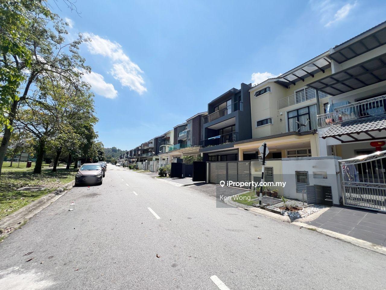 Rumah Berangkai 2.5 Tingkat untuk Dijual di Bandar Puteri Puchong, Puchong oleh Ken Wong - iProperty.com.my