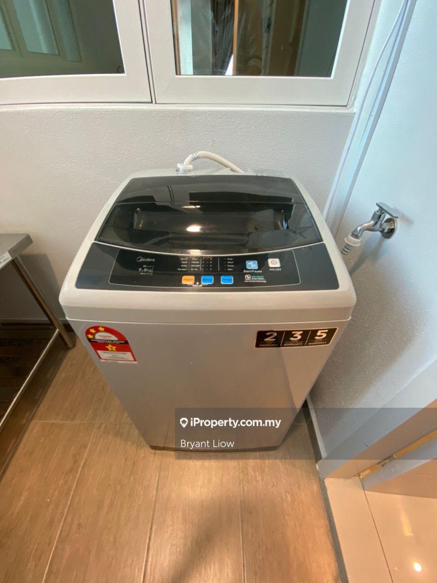 Service Residence for Sale in Parkland Residence by Bryant Liow - iProperty.com.my