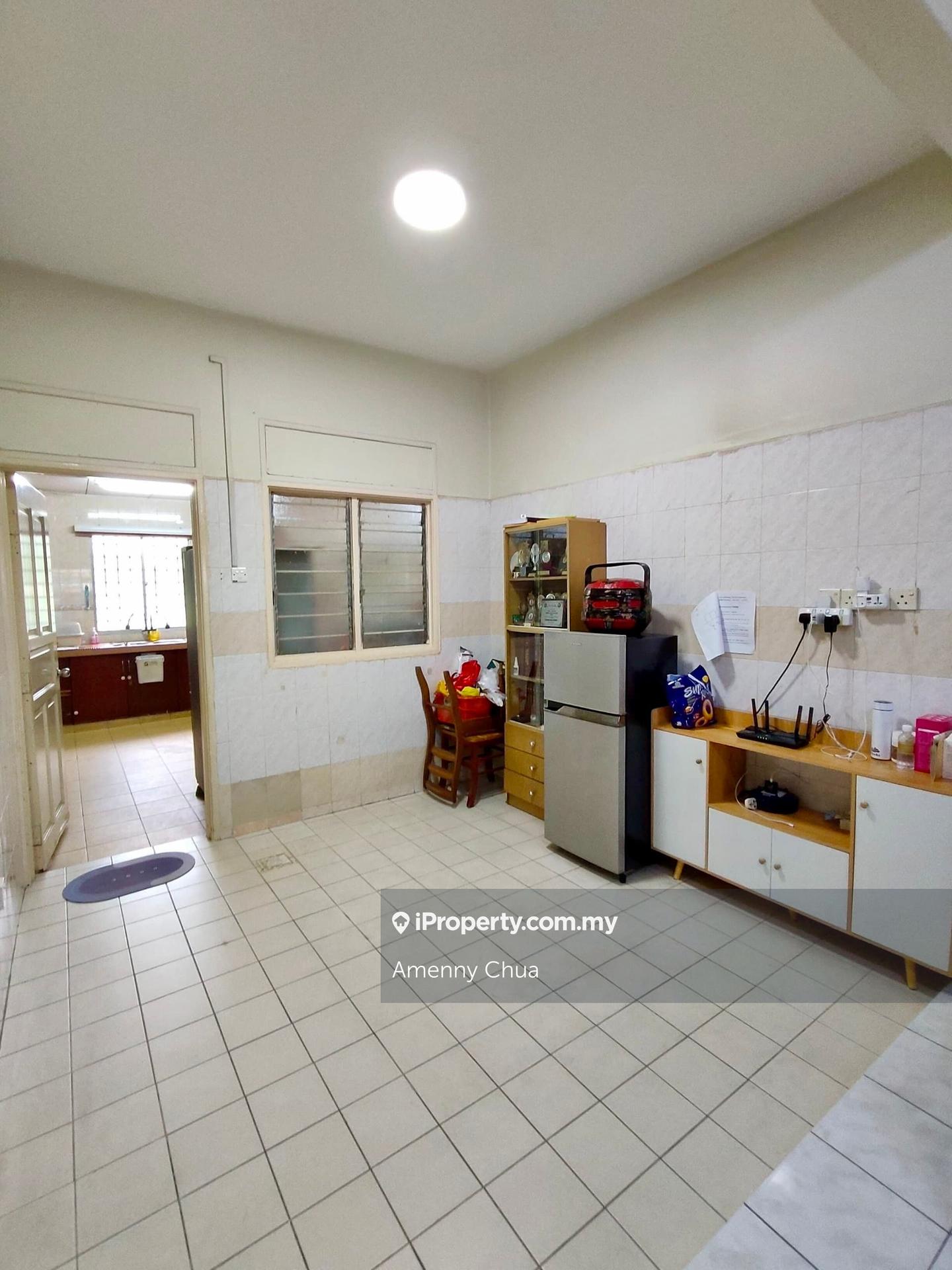 Rumah Berangkai 2 Tingkat untuk Dijual di Bandar Botanic, Klang oleh Amenny Chua - iProperty.com.my