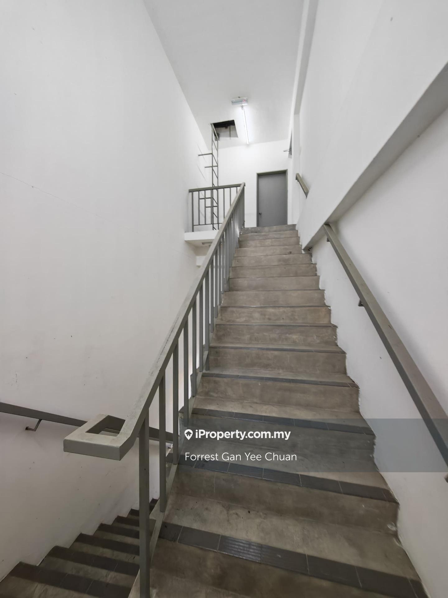 Terrace Factory for Sale in Serendah, Rawang by Forrest Gan Yee Chuan - iProperty.com.my