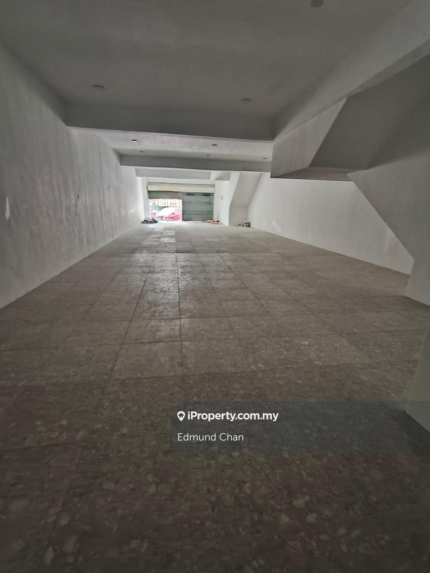 Shop for Rent in Bandar Puteri Puchong, Puchong by Edmund Chan - iProperty.com.my