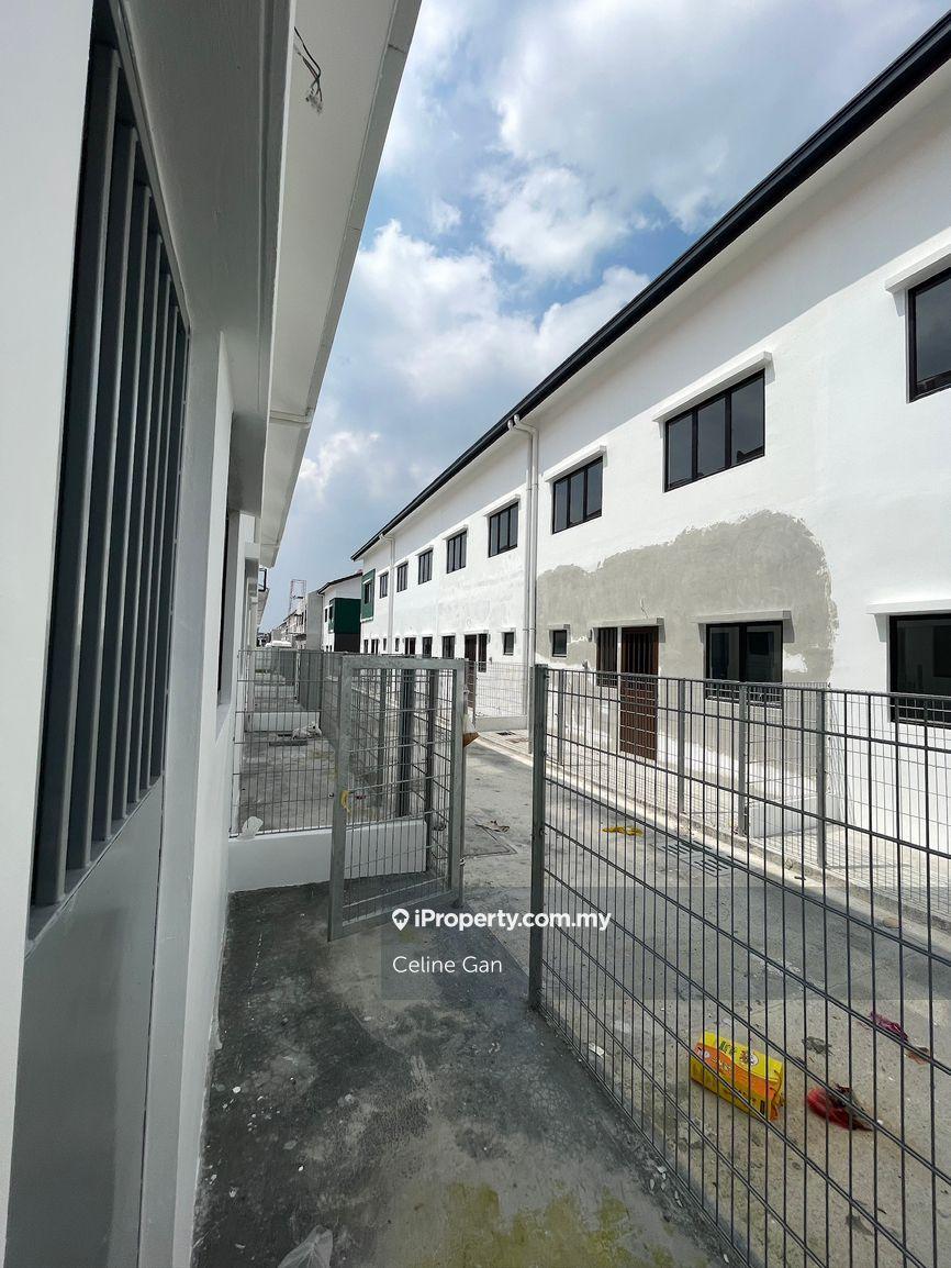 Rumah Berangkai 2 Tingkat untuk Dijual di Setia Utama 3, Setia Alam oleh Celine Gan - iProperty.com.my