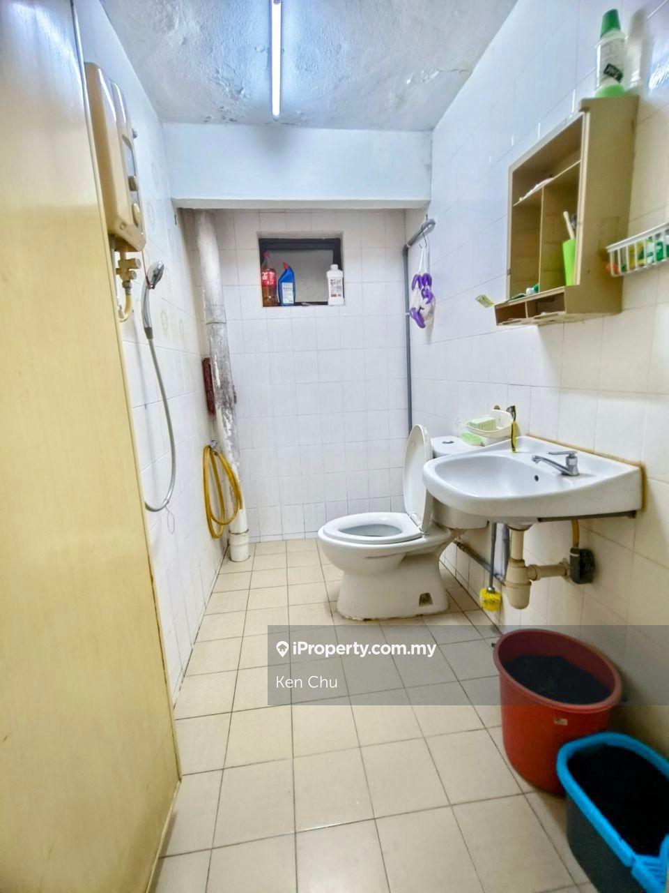 Rumah Berangkai 2.5 Tingkat untuk Dijual di Taman Bukit Permai, Ampang oleh Ken Chu - iProperty.com.my