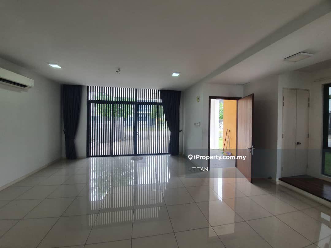 3-storey Terraced House for Sale in Lake Fields, Sungai Besi by L.T TAN - iProperty.com.my