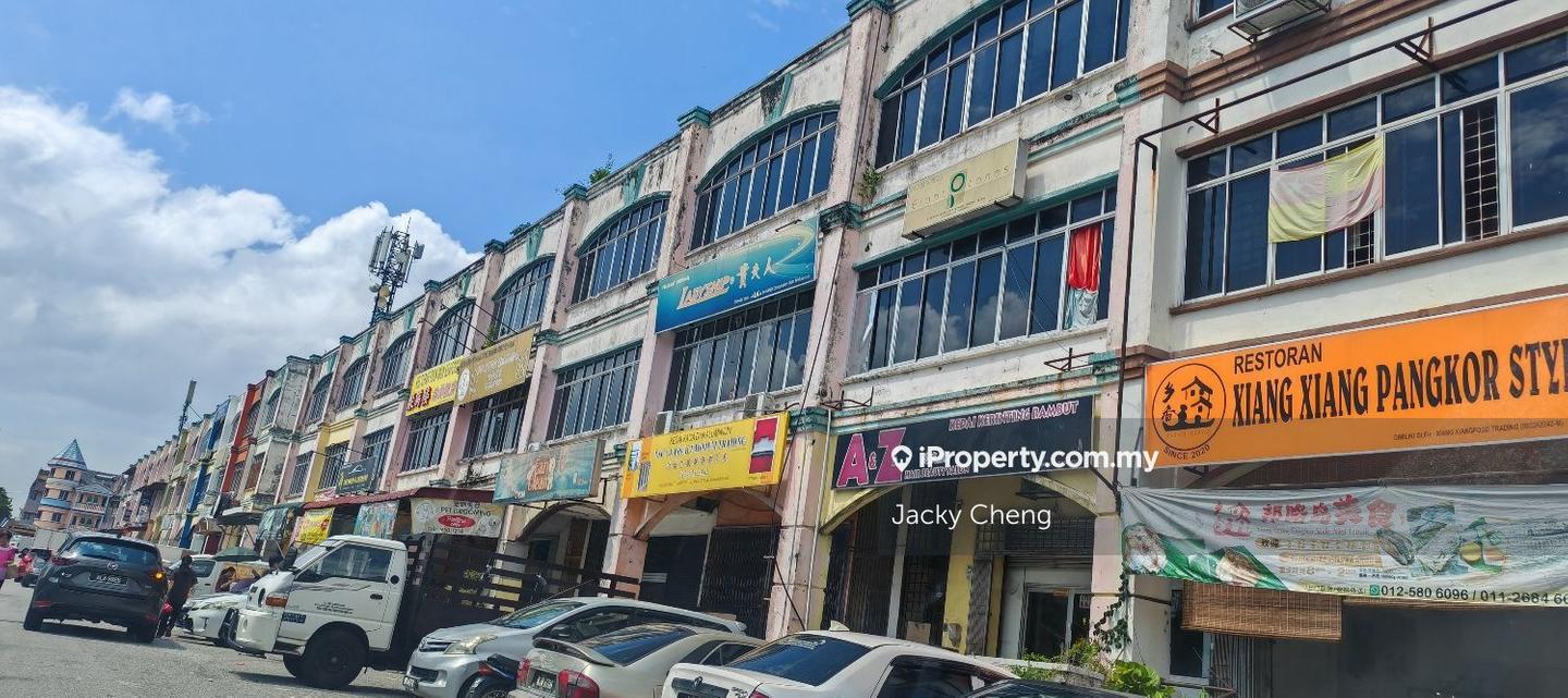 Shop for Rent in Taman Putri Jaya, Cheras by Jacky Cheng - iProperty.com.my