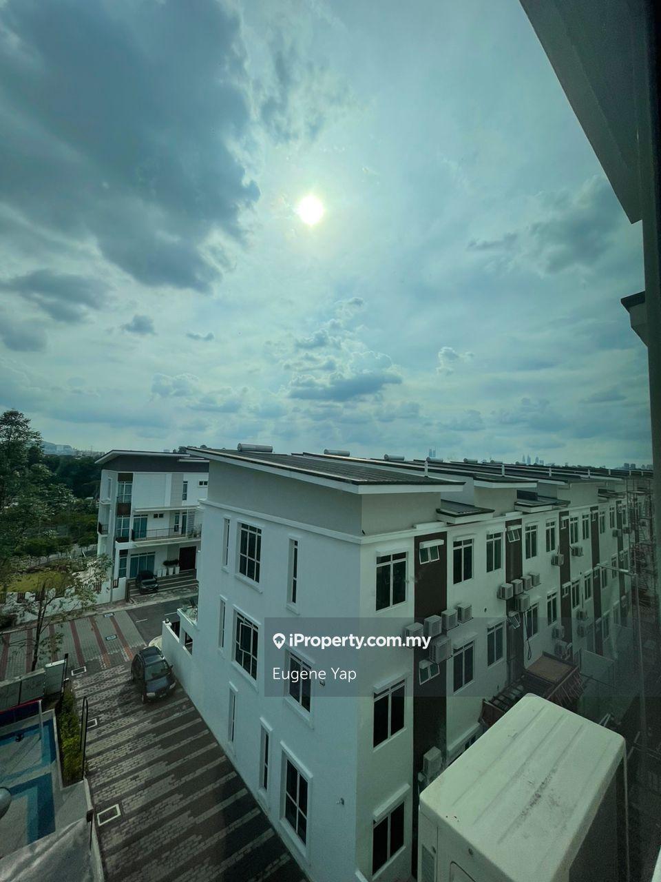 Rumah Berangkai 3 Tingkat untuk Dijual di Puncak Indah @ Ampang, Ampang oleh Eugene Yap - iProperty.com.my