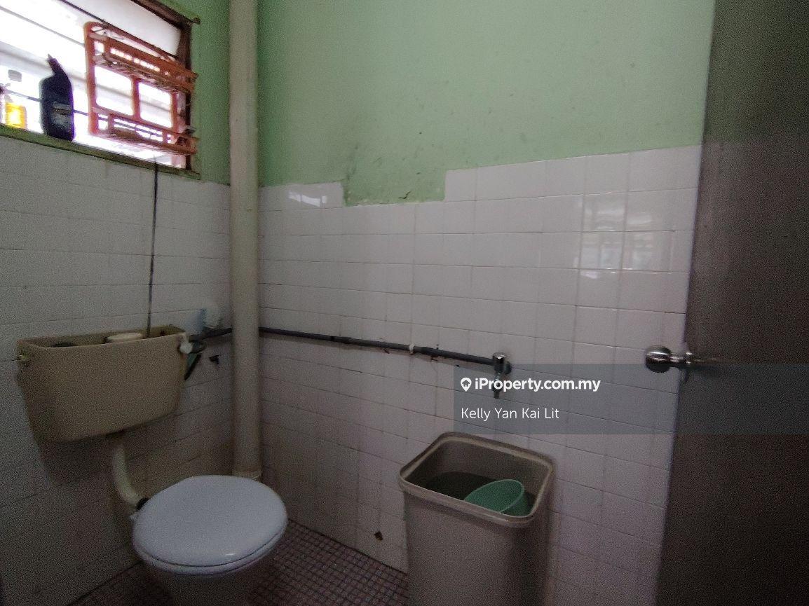 Shop-Office for Sale in Pandan Jaya, Ampang by Kelly Yan Kai Lit - iProperty.com.my