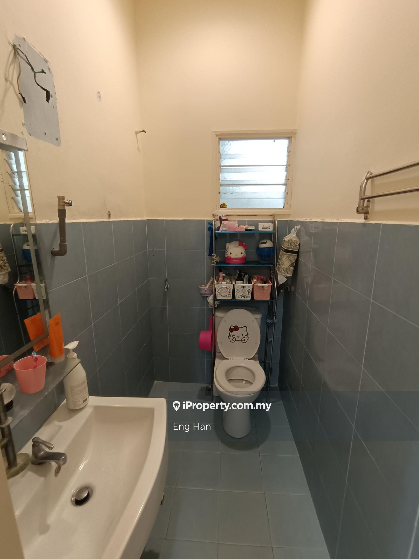 Rumah Berkembar untuk Dijual di Taman Overseas Union (Taman Oug), Jalan Klang Lama (Old Klang Road) oleh Eng Han - iProperty.com.my