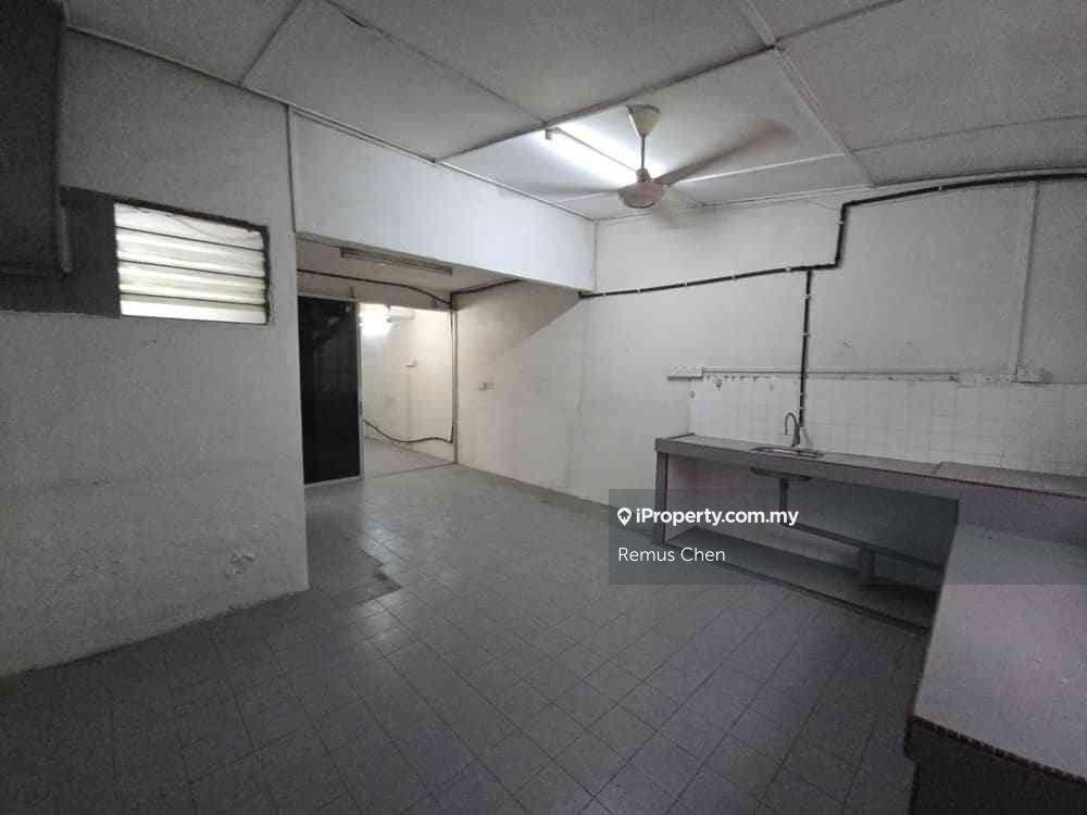 2-storey Terraced House for Sale in Taman Universiti Indah, Seri Kembangan by Remus Chen - iProperty.com.my