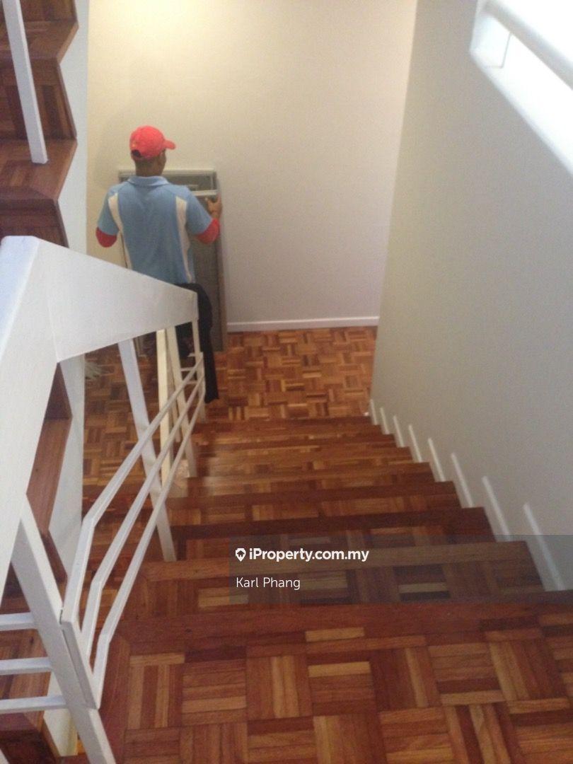 Rumah Bandar untuk Disewa di Bangsaria Townhouse, Bangsar oleh Karl Phang - iProperty.com.my