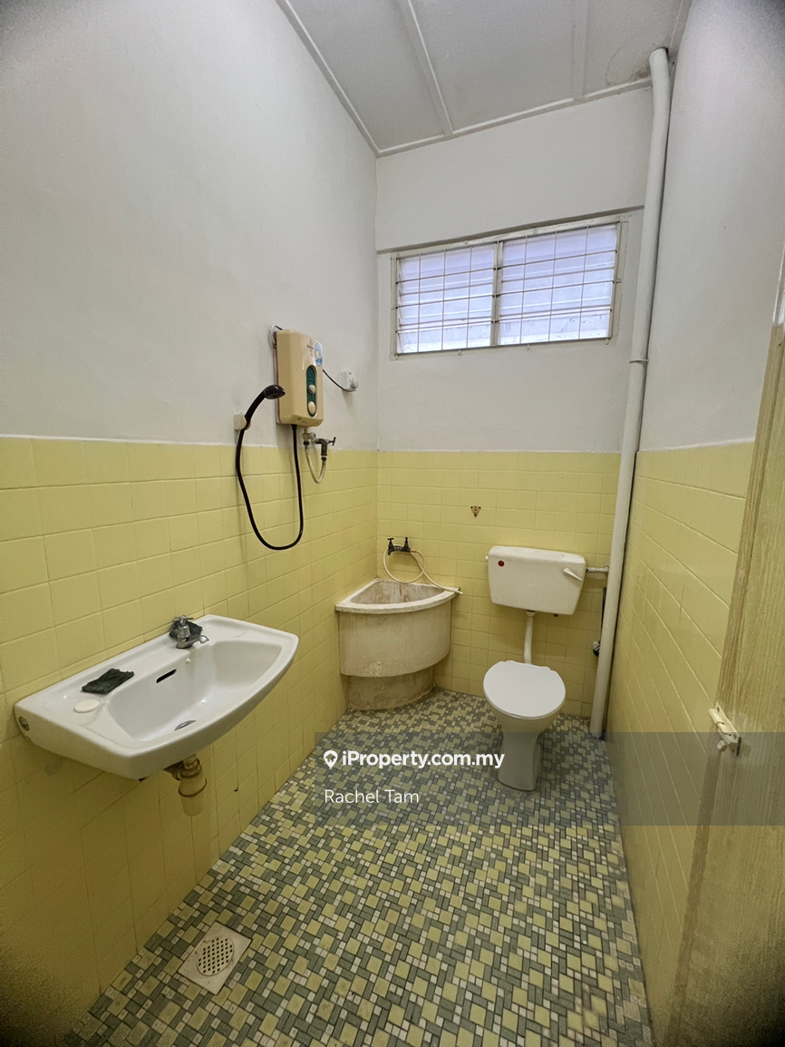 Semi-Detached House for Rent in Galing, Kuantan by Rachel Tam - iProperty.com.my