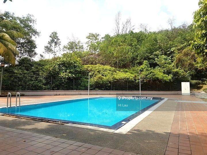 Pangsapuri untuk Dijual di Putra Permai Block C oleh Hl Lau - iProperty.com.my