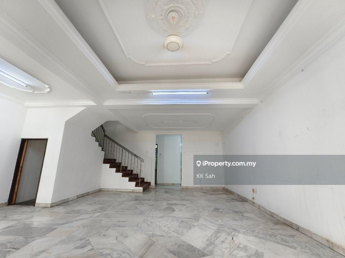 Rumah Berangkai 2 Tingkat untuk Dijual di Taman Kajang Mewah, Kajang oleh KK Sah - iProperty.com.my