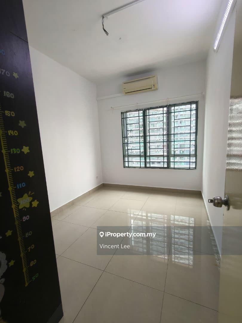 Service Residence for Sale in Connaught Avenue by Vincent Lee - iProperty.com.my