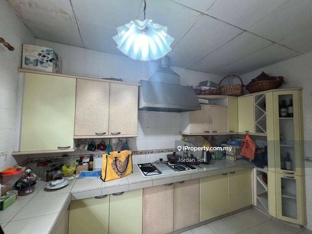 Rumah Berangkai 2 Tingkat untuk Dijual di Taman Sea, Petaling Jaya oleh Jordan Teh - iProperty.com.my