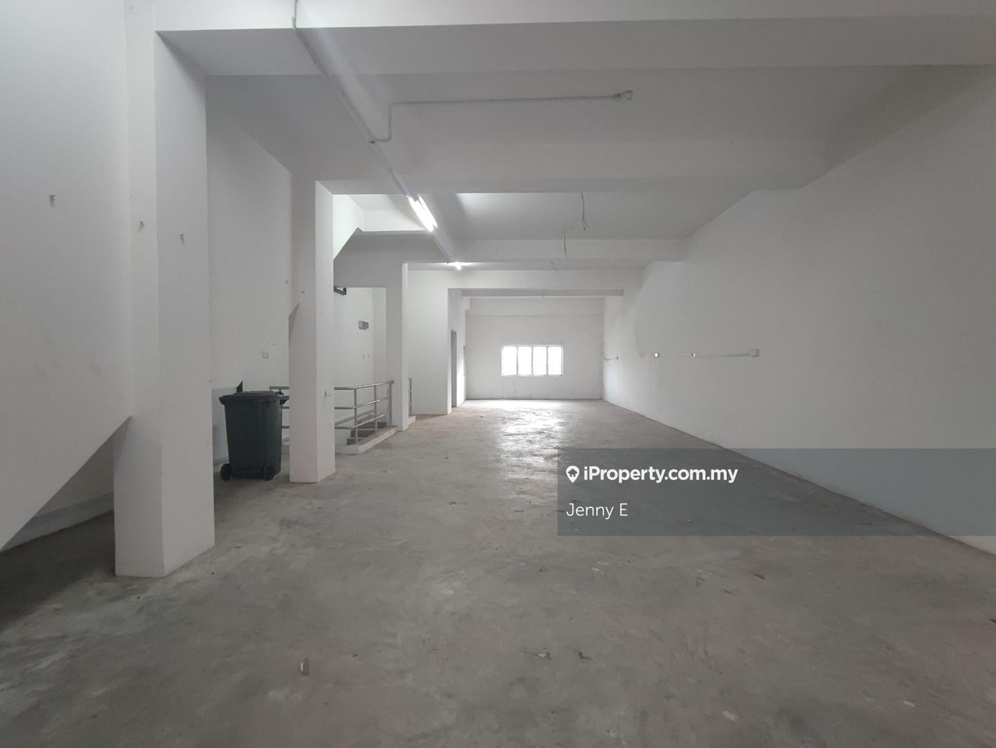 Shop for Sale in Taman Bukit Serdang, Seri Kembangan, Seri Kembangan by Jenny E - iProperty.com.my