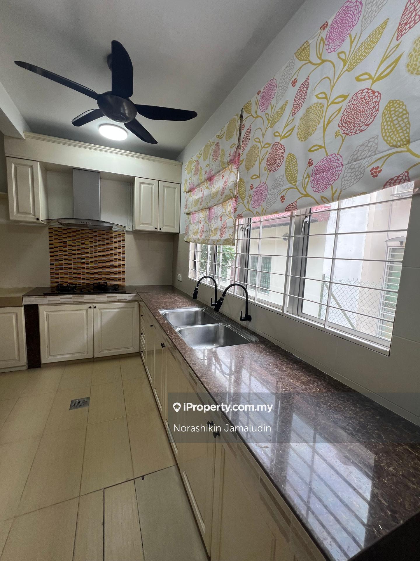 Rumah Berangkai 2 Tingkat untuk Disewa di Kota Damansara, Selangor oleh Norashikin Jamaludin - iProperty.com.my