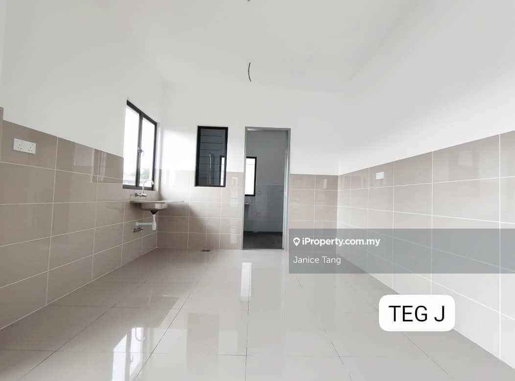 Rumah Berkembar untuk Dijual di Setia Utama, Setia Alam oleh Janice Tang - iProperty.com.my