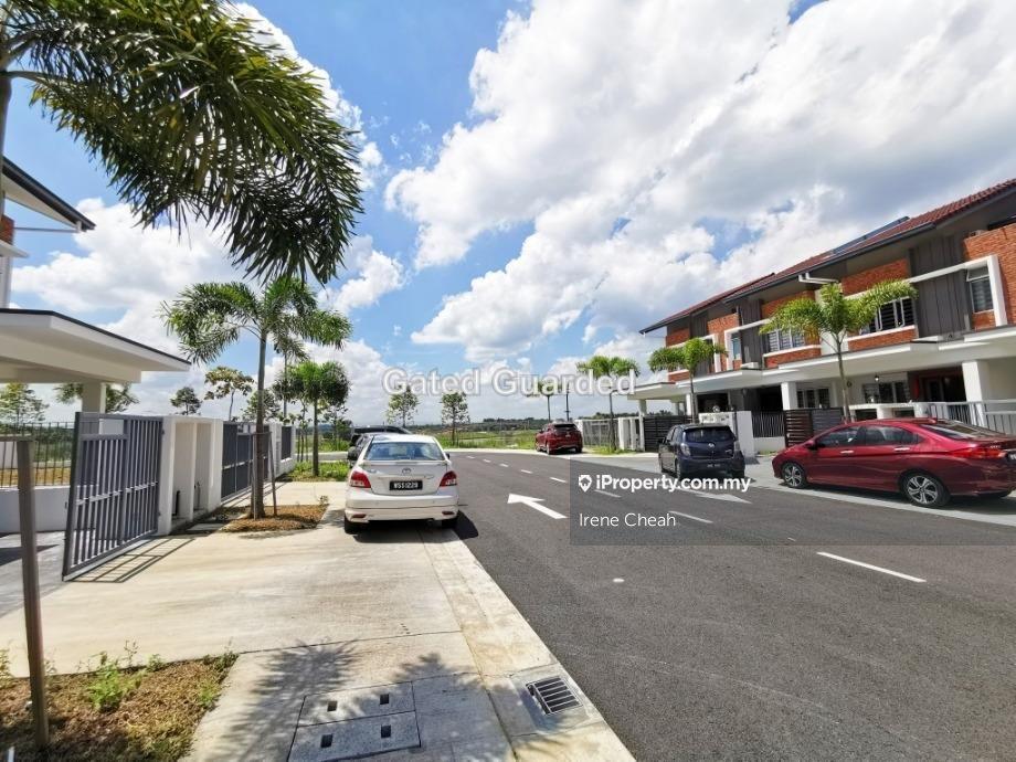 Rumah Berangkai 2 Tingkat untuk Dijual di Bandar Rimbayu, Telok Panglima Garang oleh Irene Cheah - iProperty.com.my