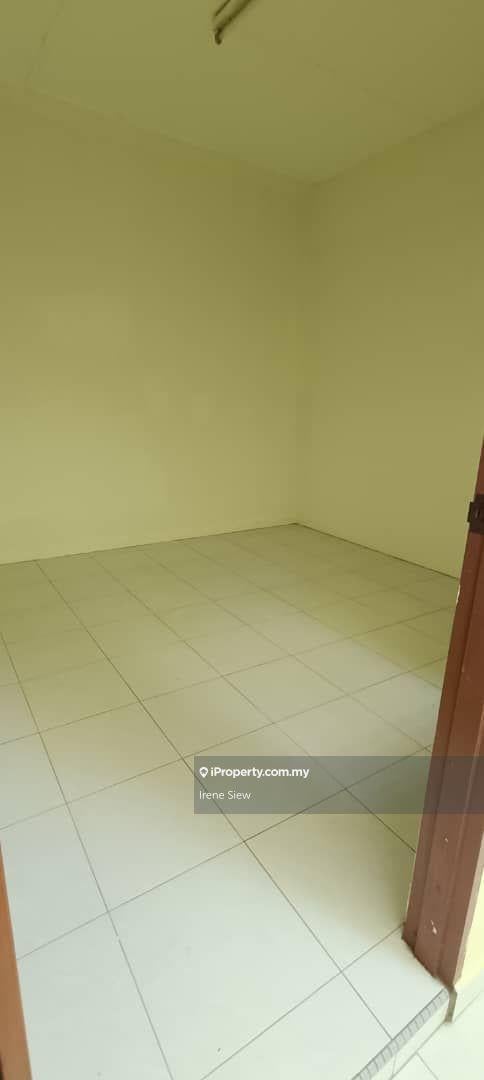 Rumah Berangkai 2 Tingkat untuk Dijual di Taman Ho, Seremban oleh Irene Siew - iProperty.com.my