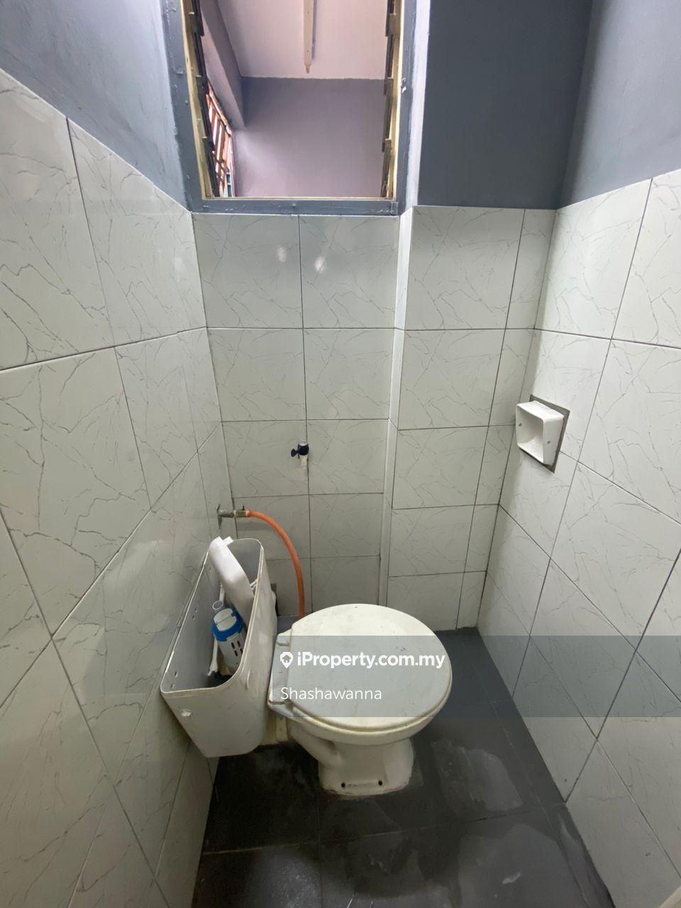 Flat for Sale in Flat Taman Pelangi Indah by Shashawanna - iProperty.com.my