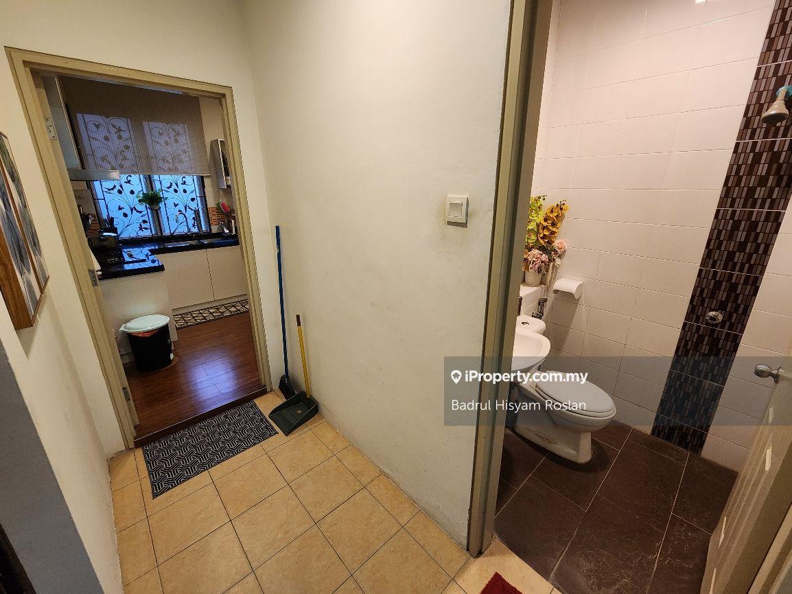 Semi-Detached House for Sale in Anjung Suasana Bandar Seri Putra Bangi, Bangi by Badrul Hisyam Roslan - iProperty.com.my