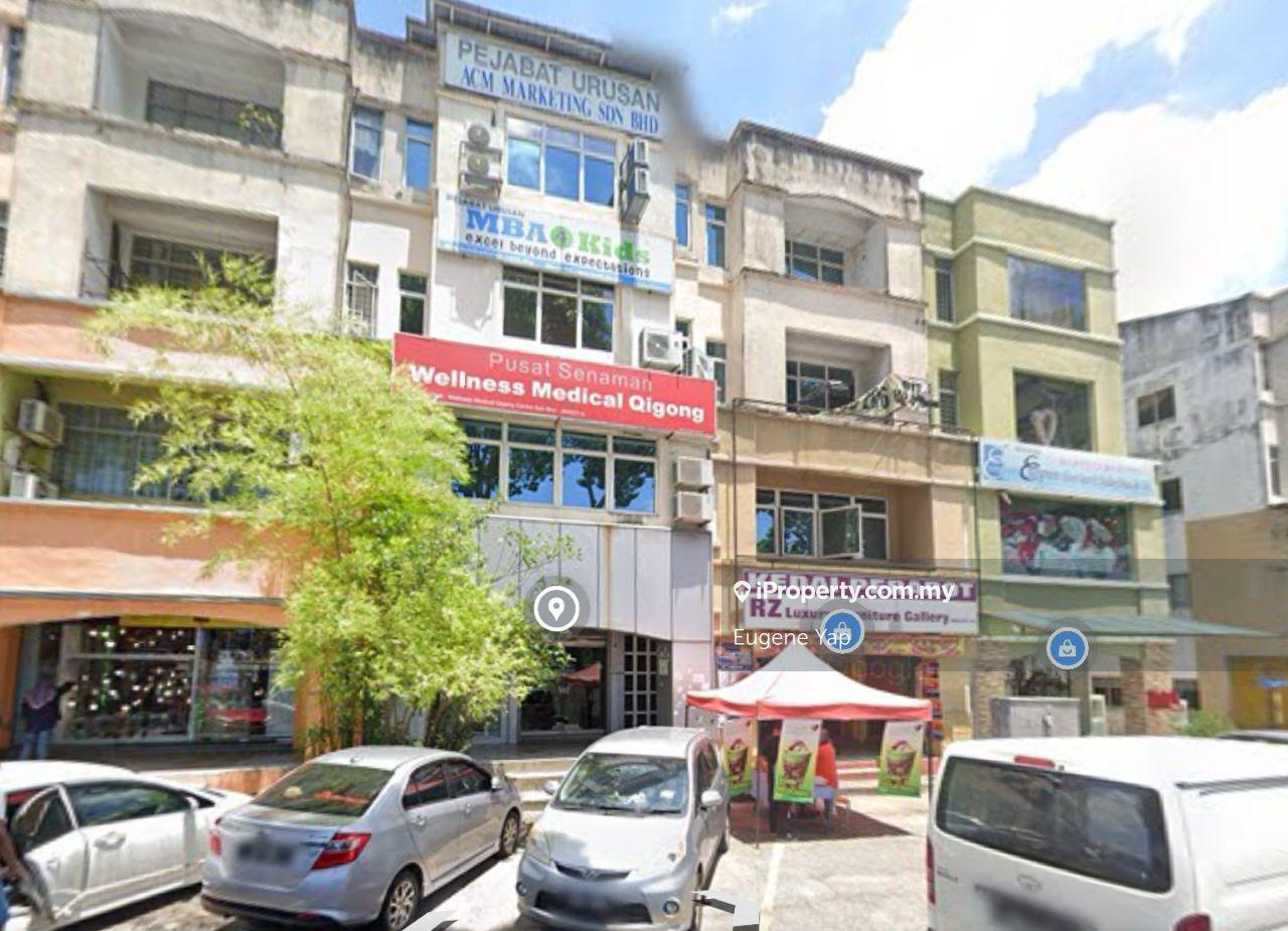 Shop for Sale in (4sty Face Mainroad) Puchong Utama , Petaling jaya, Petaling Jaya by Eugene Yap - iProperty.com.my