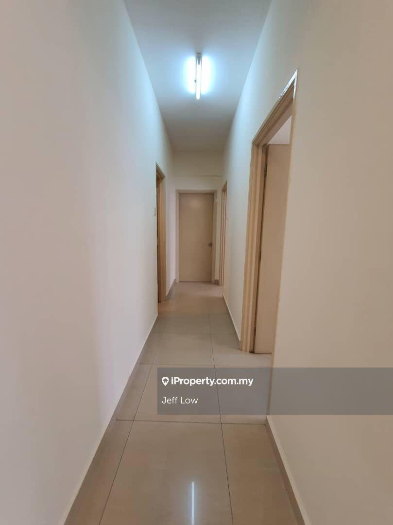 Condominium for Sale in Royal Domain Sri Putramas 2 by Jeff Low - iProperty.com.my