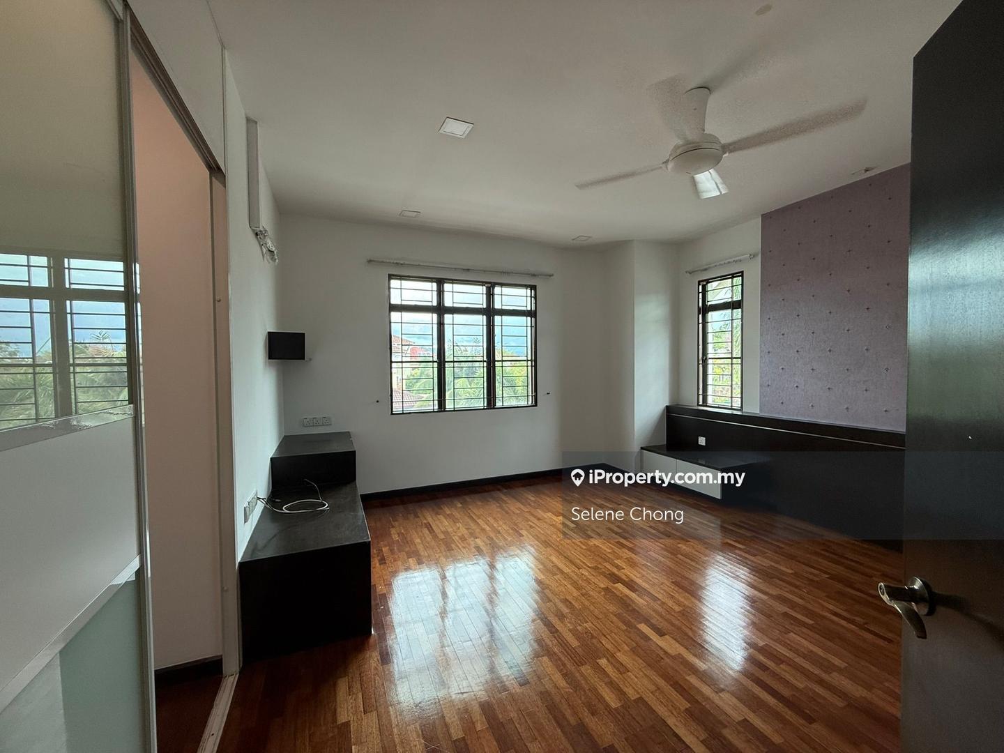 Rumah Berkembar untuk Dijual di Bukit Sungai Long, Bandar Sungai Long oleh Selene Chong - iProperty.com.my
