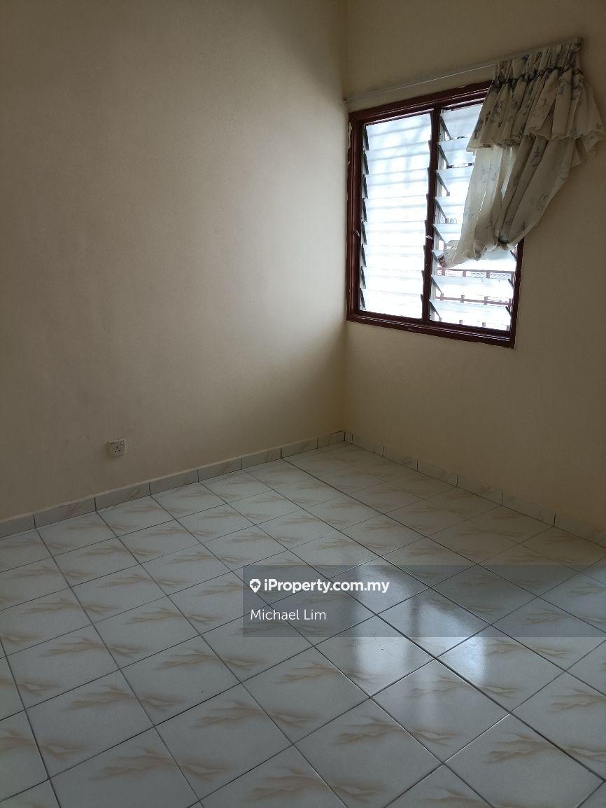 Rumah Berangkai 2 Tingkat untuk Disewa di Putra Heights, Subang Jaya oleh Michael Lim - iProperty.com.my