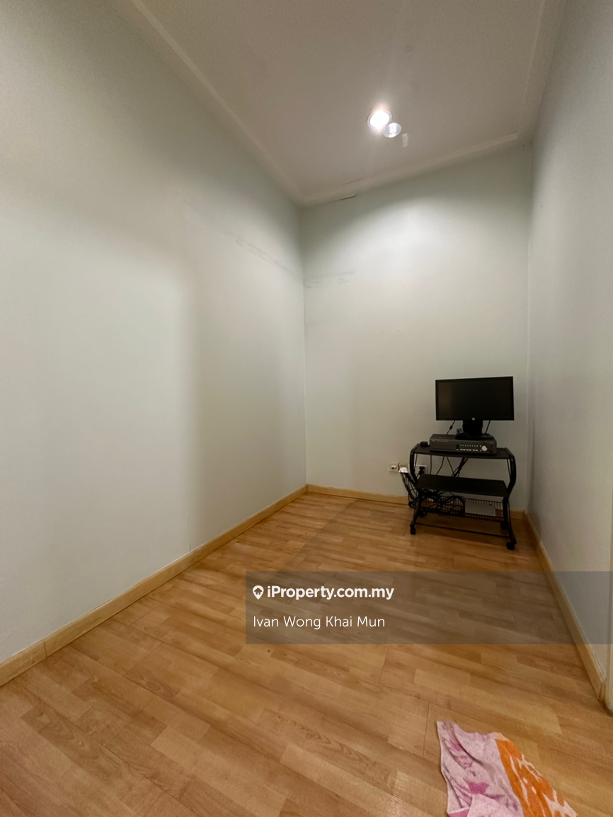 Rumah Berangkai 2 Tingkat untuk Dijual di Bandar Bukit Raja, Klang oleh Ivan Wong Khai Mun - iProperty.com.my