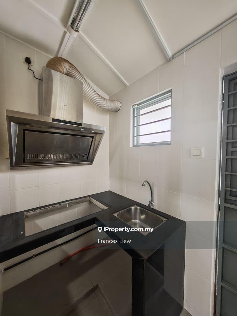 2-storey Terraced House for Sale in Taman Universiti Indah, Seri Kembangan by Frances Liew - iProperty.com.my