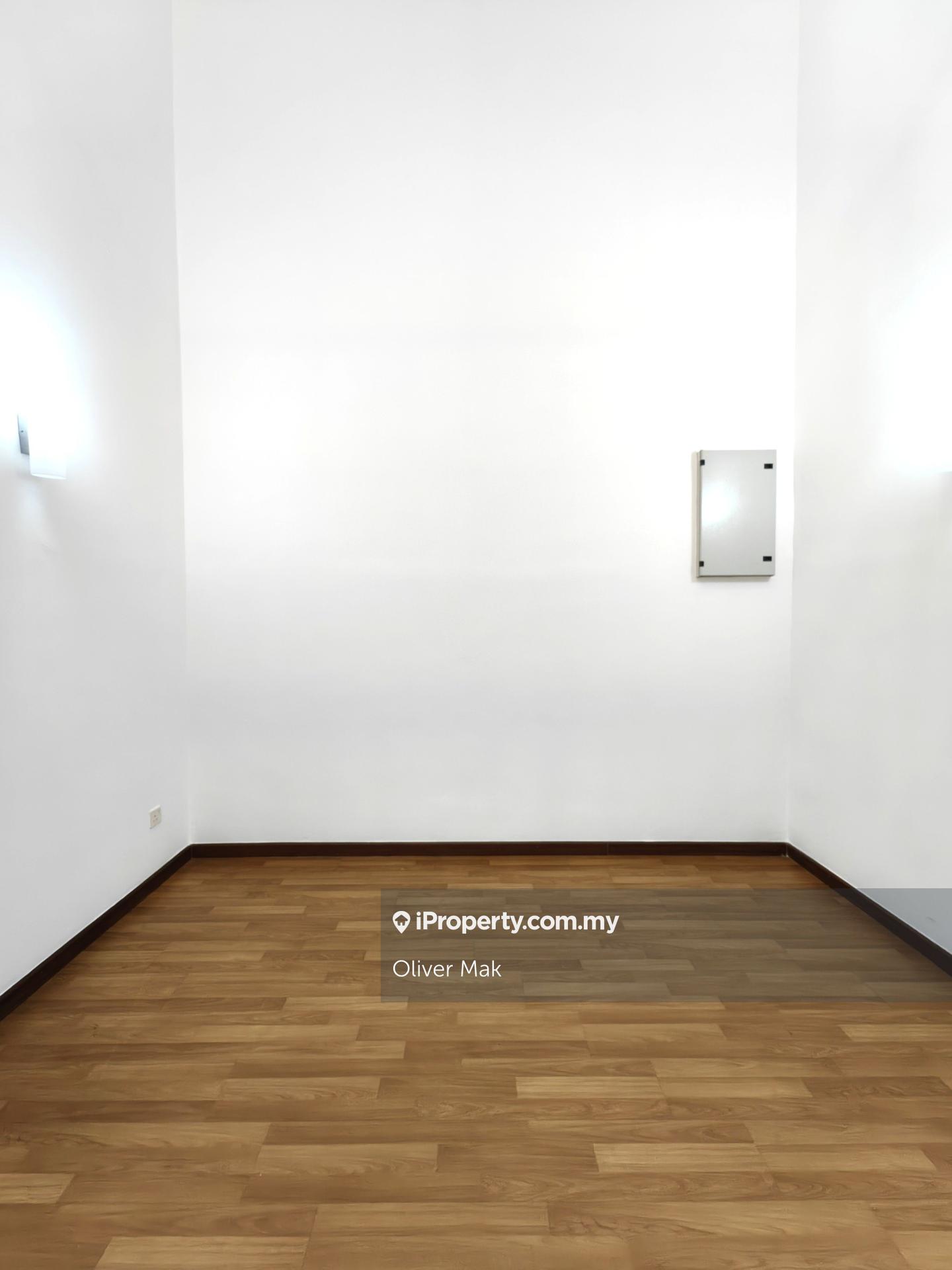 Rumah Berangkai 3 Tingkat untuk Dijual di Seri Jalil, Bukit Jalil oleh Oliver Mak - iProperty.com.my