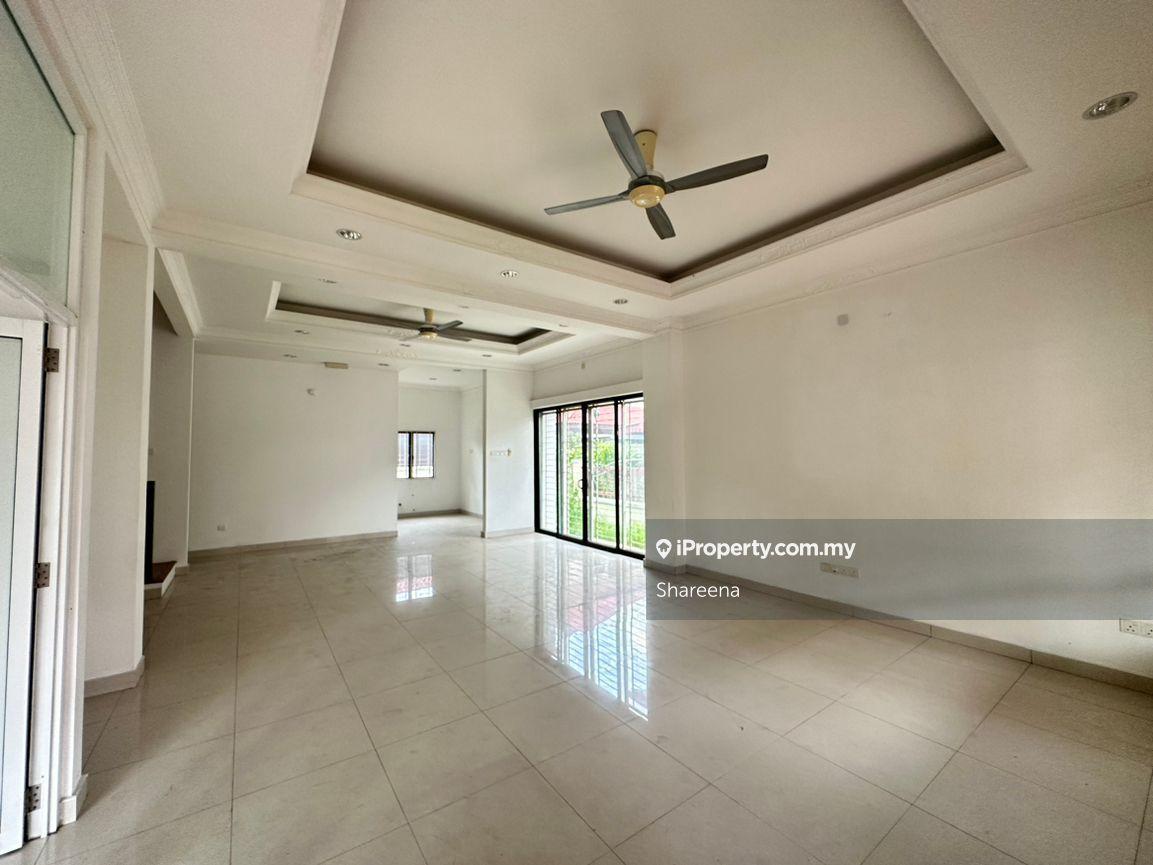 Rumah Berkembar untuk Dijual di Mutiara Villa, Kajang oleh Shareena - iProperty.com.my