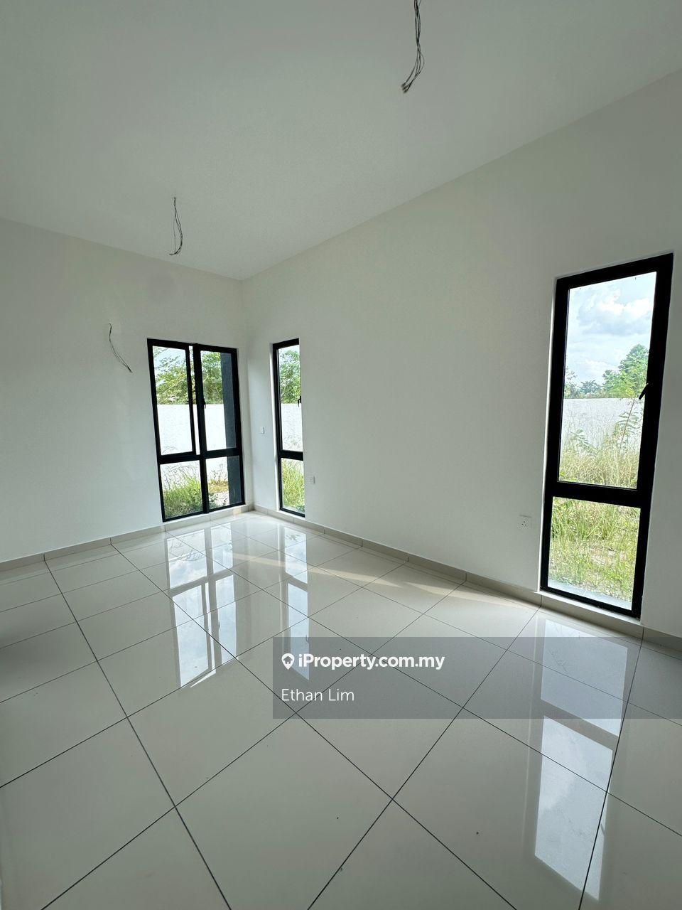 Rumah Berkembar untuk Dijual di TTDI Grove, Kajang oleh Ethan Lim - iProperty.com.my
