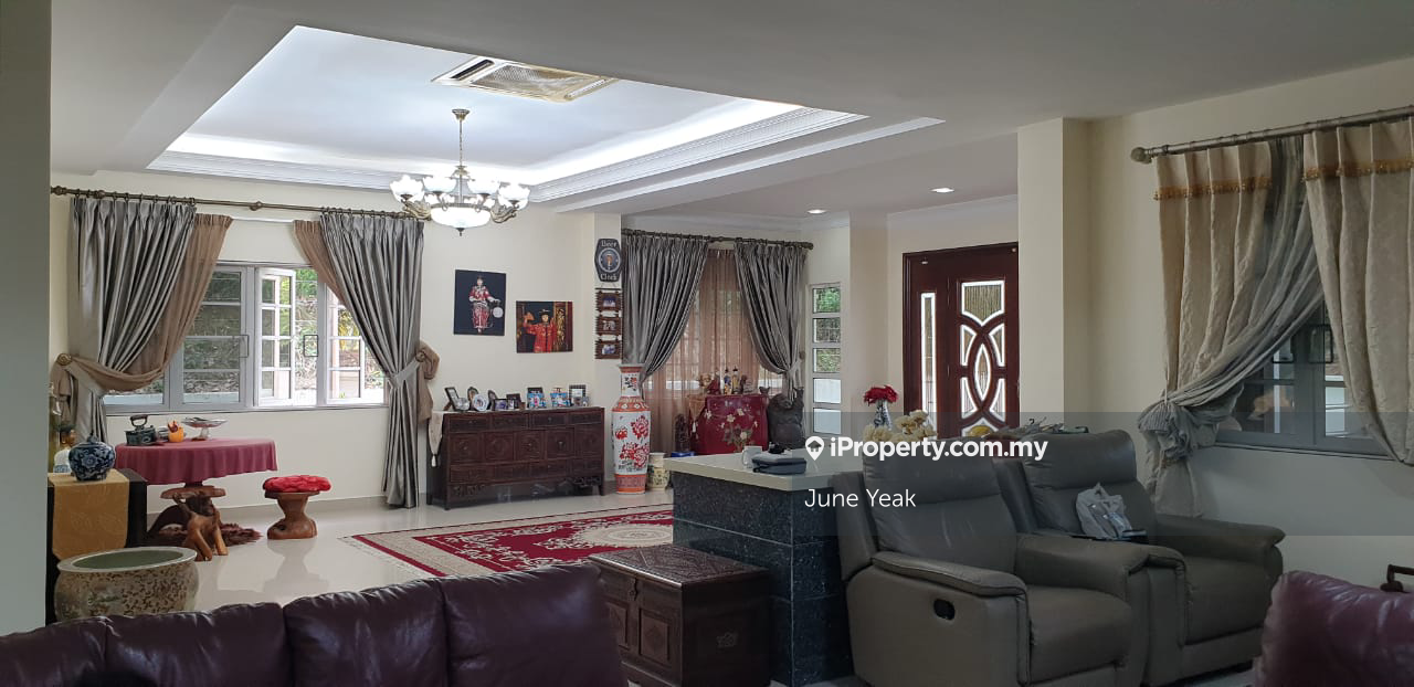 Bungalow House for Sale in Taman Villa Heights, Kajang by June Yeak - iProperty.com.my