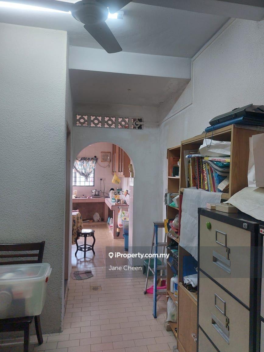 Rumah Berangkai 2 Tingkat untuk Dijual di Seksyen 17, Petaling Jaya oleh Cheen CL - iProperty.com.my