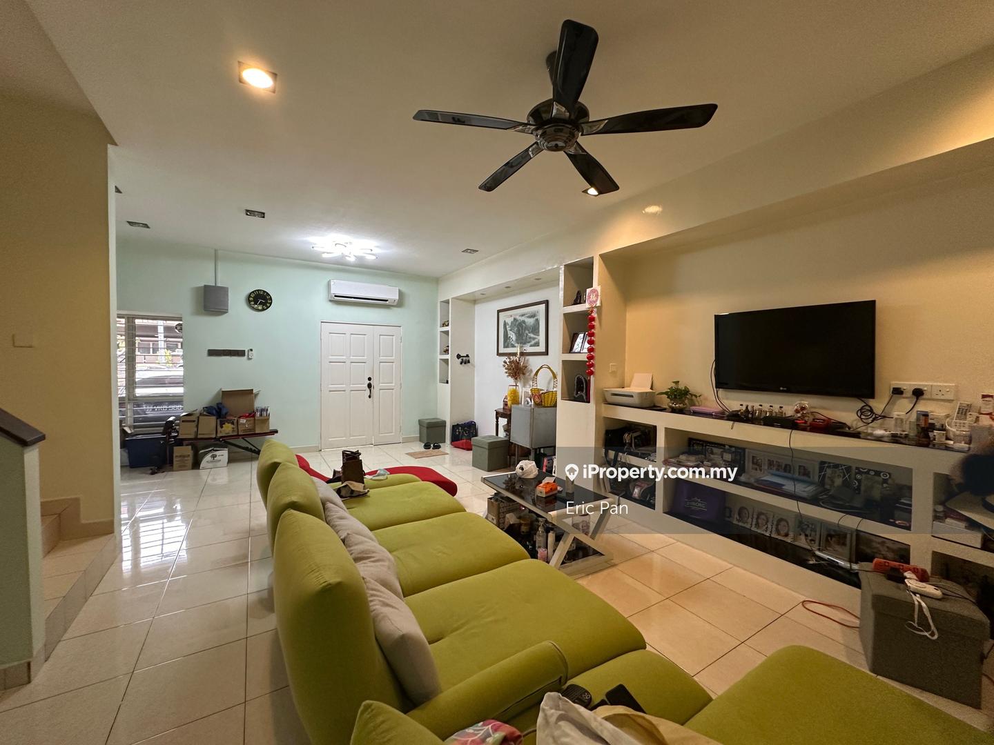 Rumah Berangkai 2.5 Tingkat untuk Dijual di Taman Prima Tropika, Taman Equine, Equine Park, Seri Kembangan oleh Eric Pan - iProperty.com.my