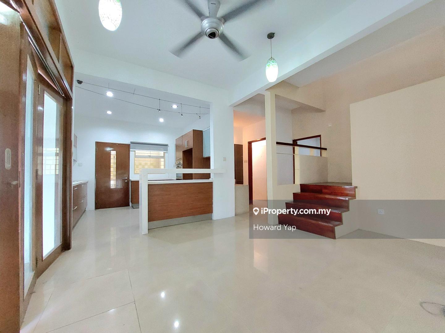 Rumah Berkembar untuk Dijual di Taman Desa, Taman Desa oleh Howard Yap - iProperty.com.my