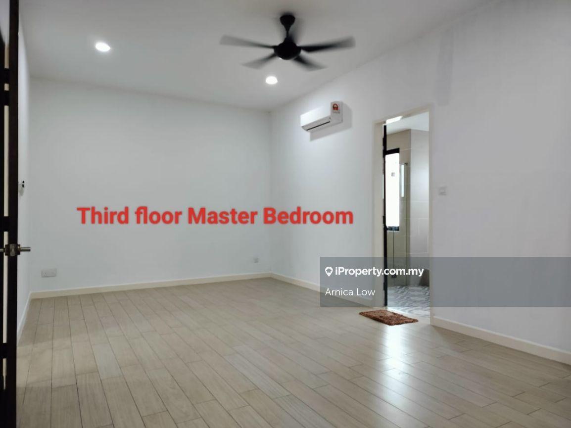 3-storey Terraced House for Sale in 16 Sierra, Puchong by Arnica Low - iProperty.com.my