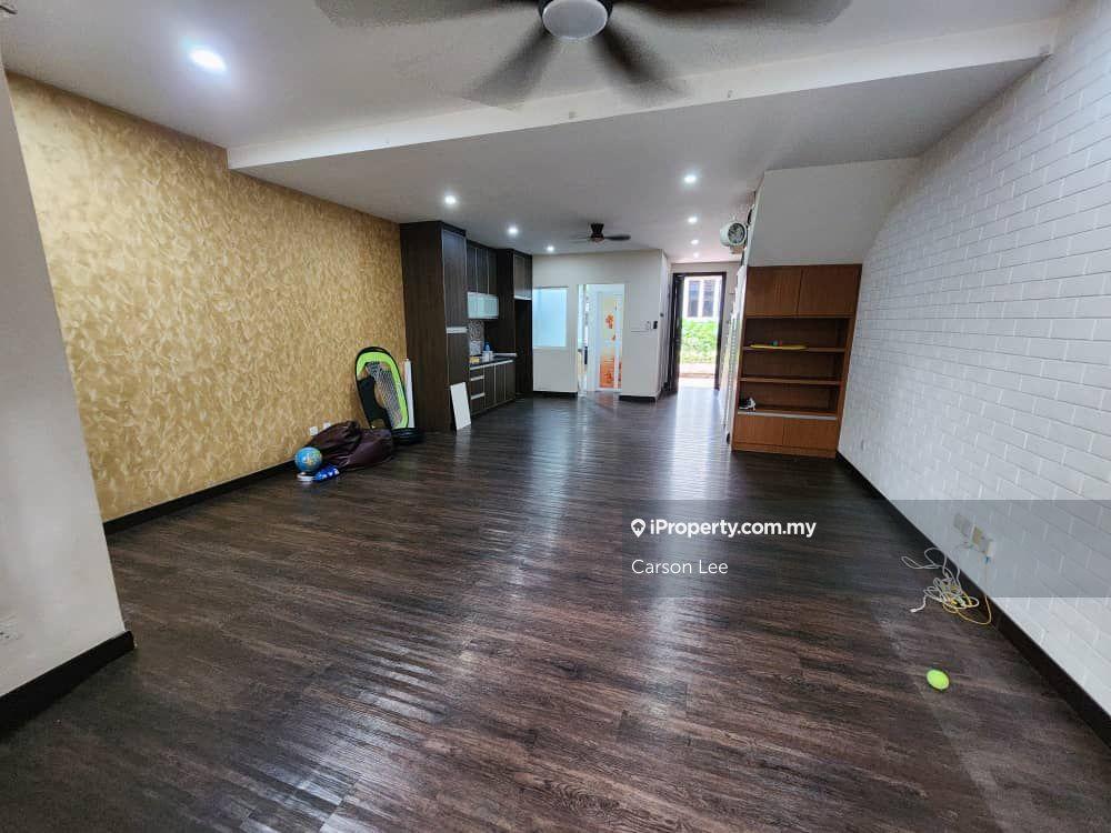 Condominium for Sale in Adora Courtyard Apartments by Carson Lee - iProperty.com.my