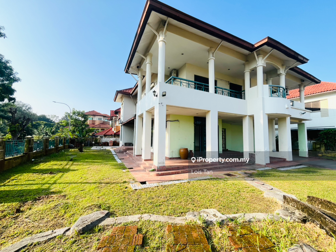 Bungalow House for Sale in Kota Kemuning, Shah Alam by Lois Tan - iProperty.com.my